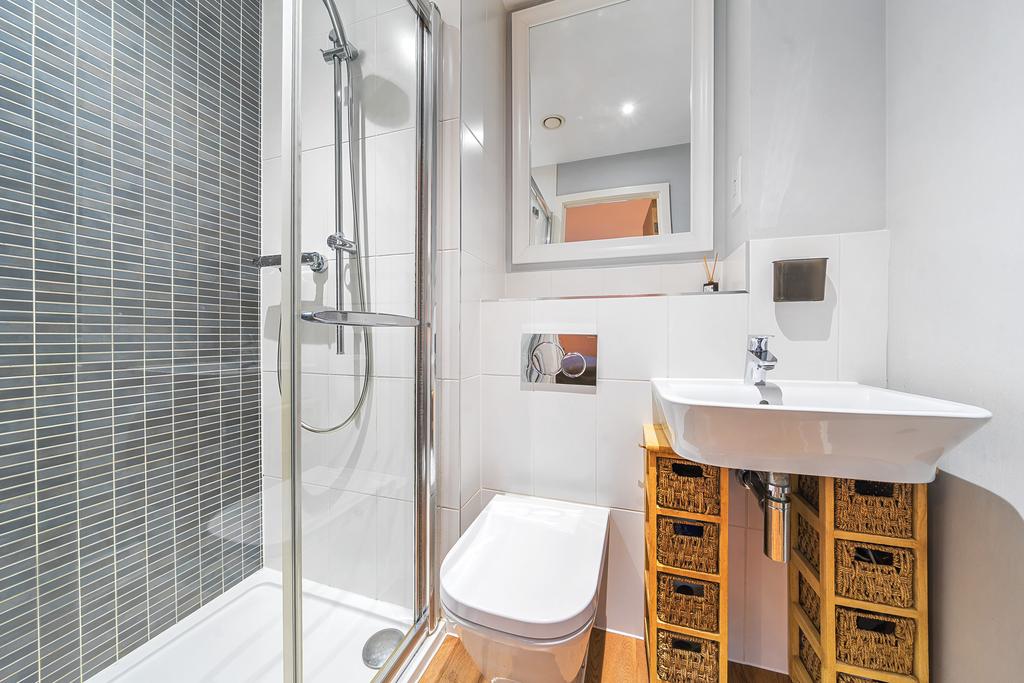 Ensuite Shower Room