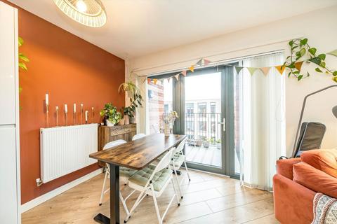 1 bedroom flat for sale, Akerman Road, London SW9