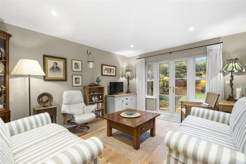 2 bedroom detached bungalow for sale, Rayner Close, Crowborough