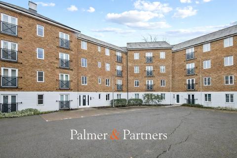 Apartment - Bradford Drive, Colchester, Essex, CO4