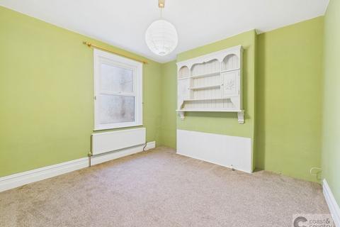 4 bedroom end of terrace house for sale, Southernhay, Newton Abbot
