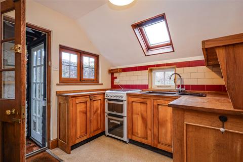 1 bedroom detached house for sale, Hill Brow Road, Liss, Hampshire, GU33