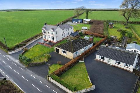 3 bedroom detached bungalow for sale, Rhydybont, Llanybydder, SA40