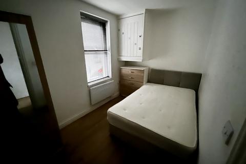 1 bedroom flat to rent, Crwys Road, CF24