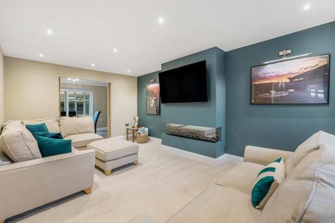 4 bedroom detached house for sale, Henson Close, Spalding