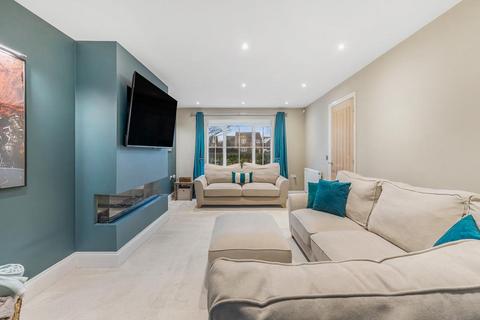 4 bedroom detached house for sale, Henson Close, Spalding