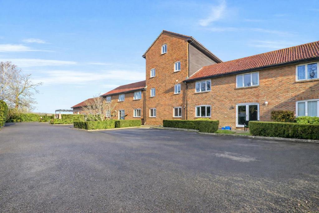 B06 C9228-9341-4 E24-9 ACD-F550710 BBCD8.png