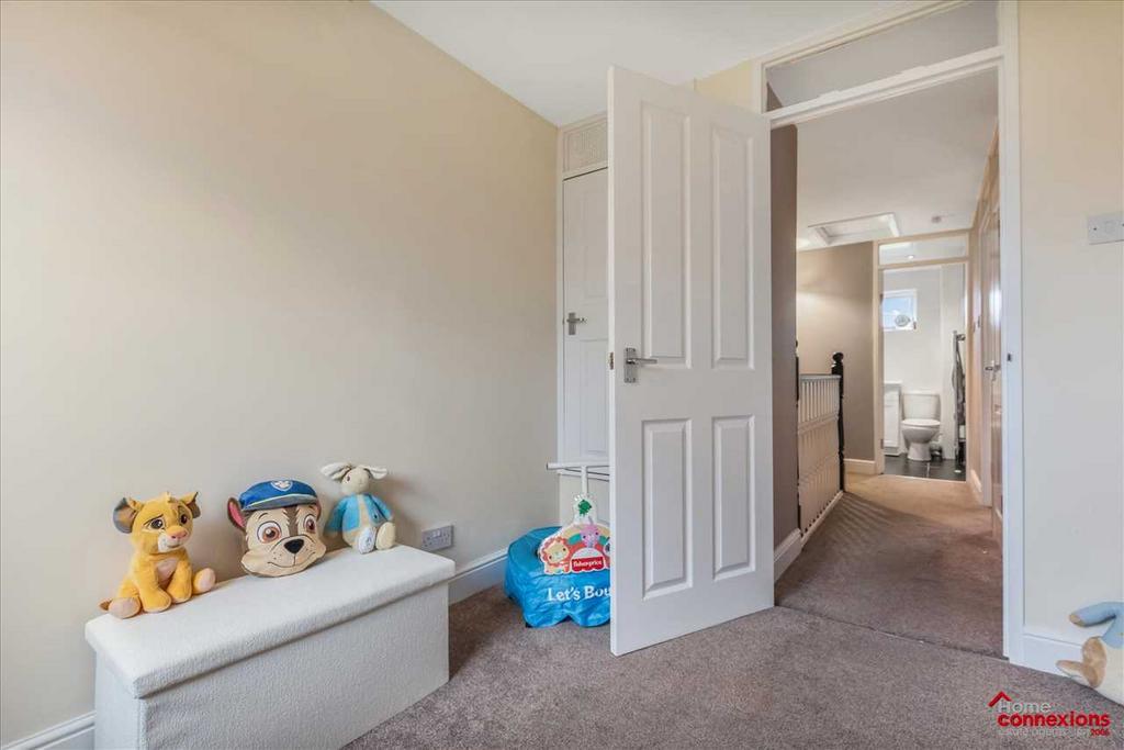 Bedroom Three (2)