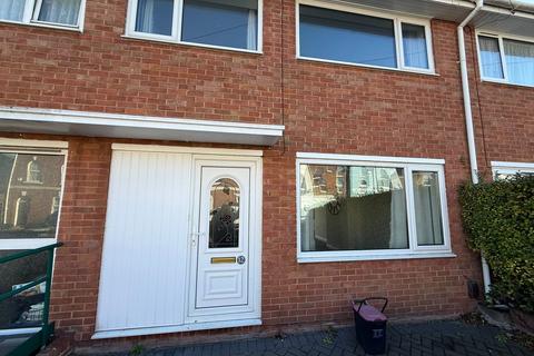 3 bedroom terraced house to rent, Princes Street North, Alphington, Exeter, EX2