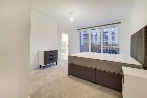 3 bedroom apartment to rent, at Folio London, Flat 301, Cygnet House, , 36 Fresh Wharf Road IG11