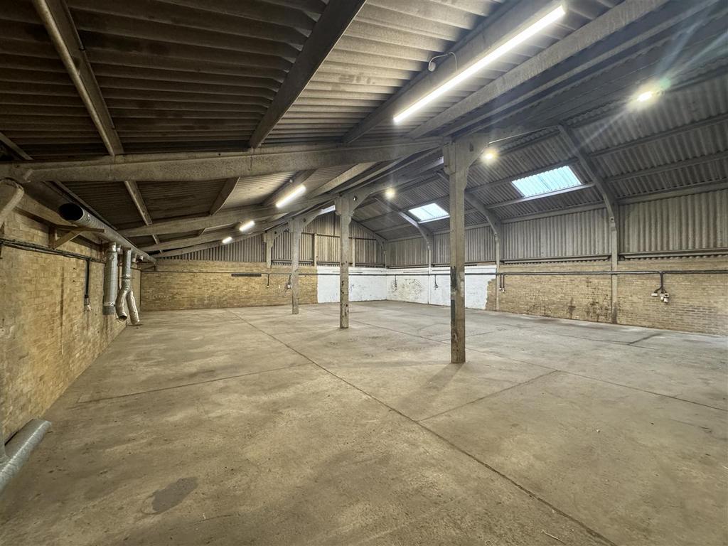 Image00025.jpeg