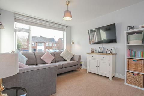3 bedroom semi-detached house for sale, Nuffield Drive, Banbury