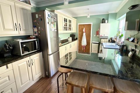 3 bedroom terraced house for sale, Beresford Road, Lowestoft, Suffolk, NR32