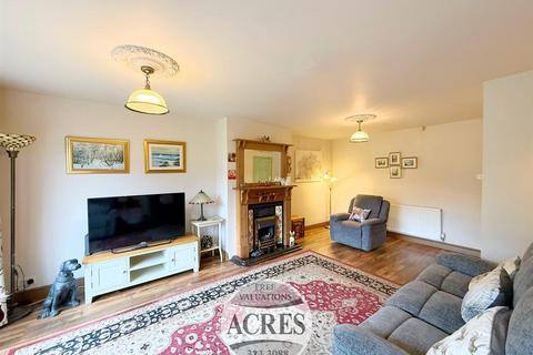 3 bedroom detached house for sale, Donegal Road, Streetly