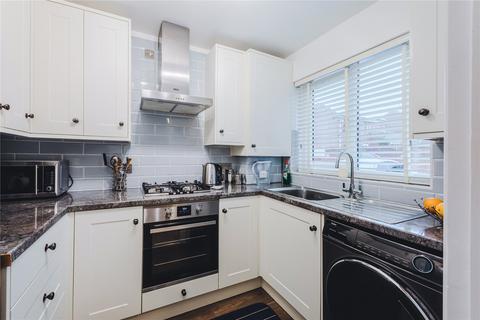 undefined, Pope Close, Swindon SN25