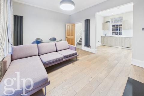 2 bedroom maisonette to rent, Connaught Street, Hyde Park, W2