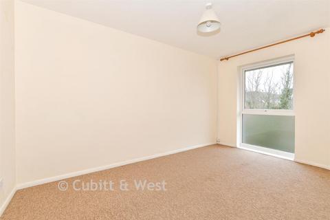 2 bedroom apartment for sale, Sarel Way, Horley, Surrey