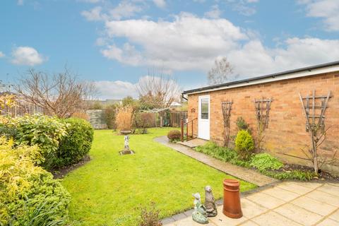 undefined, The Cedars, Aylesbury HP22