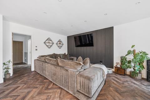 4 bedroom detached house for sale, Lackford Avenue, Totton, Hampshire, SO40