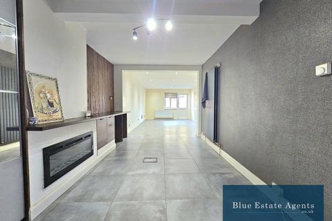 undefined, The Crossways, Hounslow, TW5
