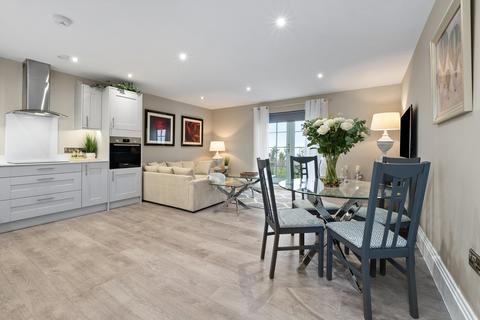 2 bedroom flat for sale, Riverview, Windrush Heights, Burford, Oxfordshire, OX18