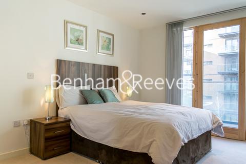 1 bedroom apartment to rent, Cobblestone Square, Wapping Lane E1W