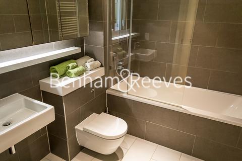 1 bedroom apartment to rent, Cobblestone Square, Wapping Lane E1W