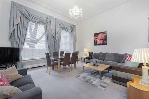 2 bedroom flat to rent, Queen's Gate, London SW7