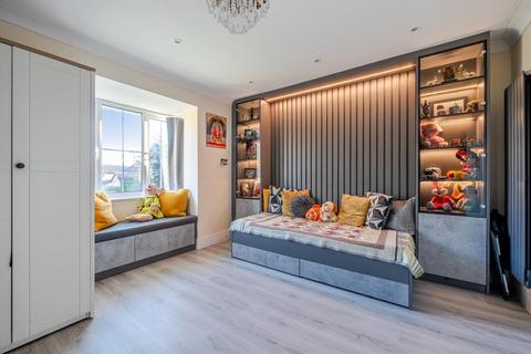 3 bedroom detached house for sale, Tees Close, Valley Park, Chandler's Ford
