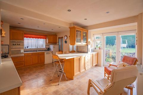 5 bedroom detached house for sale, Bredon Grove, Malvern, Worcestershire, WR14