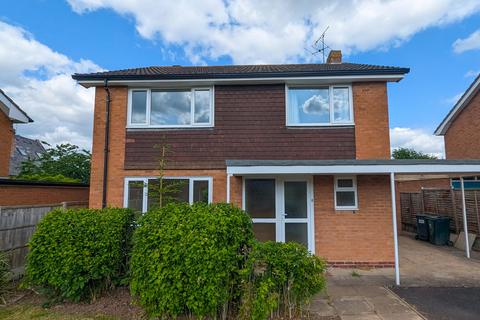 4 bedroom detached house for sale, Pole Elm Close, Worcester WR2