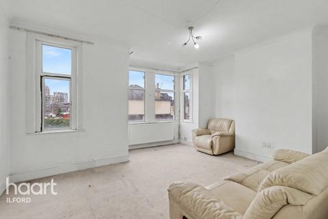 2 bedroom flat for sale, Park Avenue, Barking