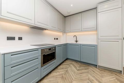 undefined, Brook Street, Kingston Upon Thames KT1