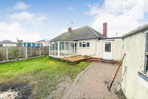 2 bedroom bungalow for sale, Clinton Road, Canvey Island
