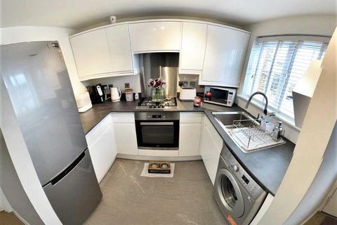undefined, Tonypandy CF40