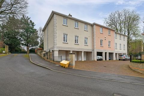 undefined, Queensgate House, 55 Chilbolton Avenue, SO22