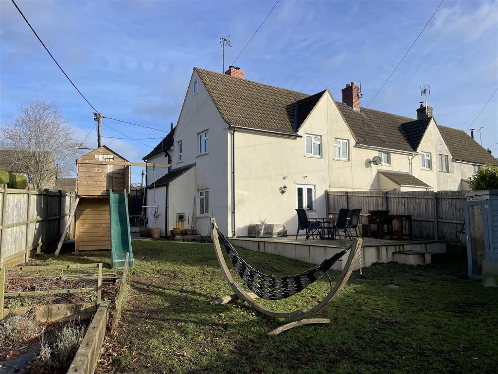 22 Mays Crescent.JPG