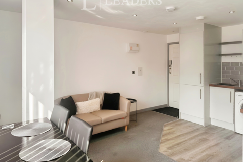 1 bedroom flat to rent, Tivoli House, South Street, HU1