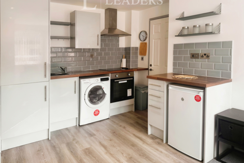 1 bedroom flat to rent, Tivoli House, South Street, HU1