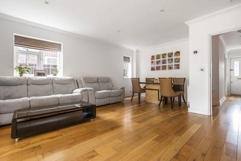 3 bedroom semi-detached house for sale, Lantern Close, Farnborough, Orpington, Kent, BR6