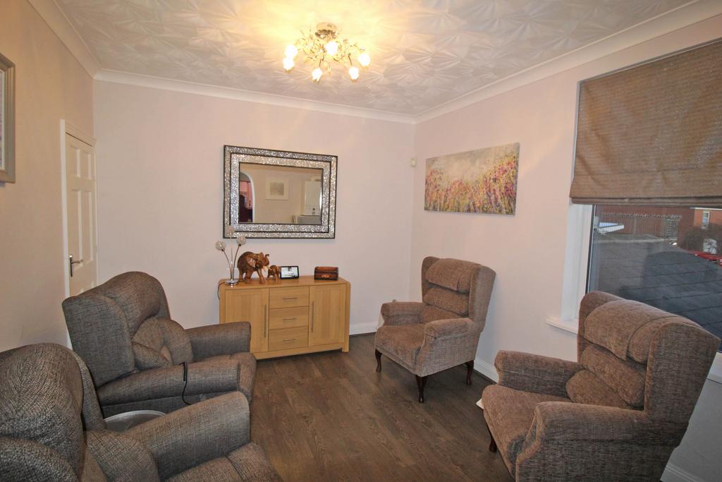 Ryton Street 22-24 Aprtment  Snug...