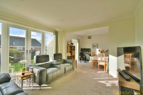 2 bedroom detached house for sale, Pebsham Lane, Bexhill-on-Sea, TN40