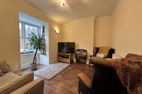 2 bedroom semi-detached house to rent, Henry Street, Haslington, Crewe