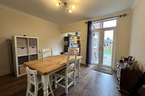 2 bedroom semi-detached house to rent, Henry Street, Haslington, Crewe