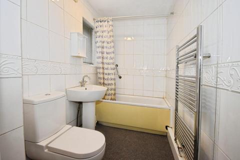 undefined, Broadgorse Close, Grangewood, Chesterfield, S40 2LB
