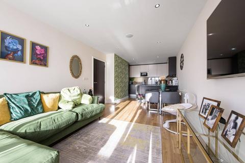 2 bedroom flat for sale, Aerodrome Road, Colindale, London, NW9