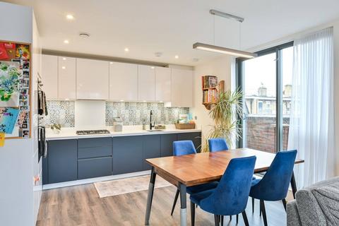 2 bedroom flat to rent, Webber Street, Southwark, LONDON, SE1