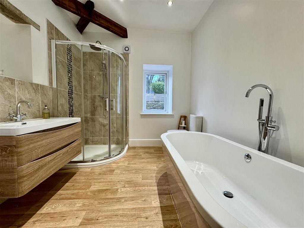 Family bathroom