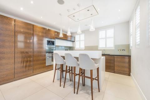 3 bedroom flat to rent, Westbourne Gardens, Bayswater, London, W2