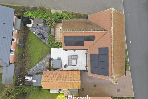 4 bedroom detached house for sale, Hill Farm Way, Boxted, Colchester, CO4